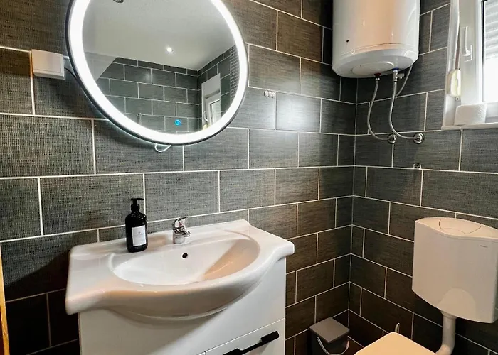 Kajtazovic Apartment Vir